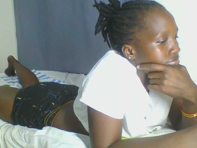 Smilingbeibylove live cam on BongaCams