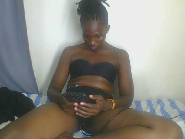 Smilingbeibylove live cam on BongaCams