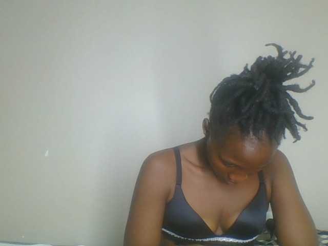 Smilingbeibylove live cam on BongaCams