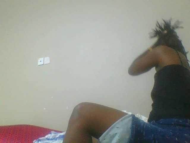 Smilingbeibylove live cam on BongaCams