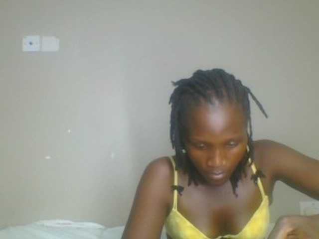 Smilingbeibylove live cam on BongaCams
