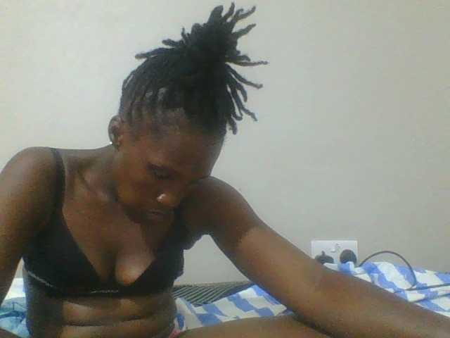 Smilingbeibylove live cam on BongaCams