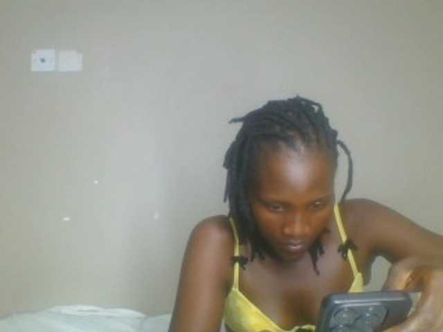 Smilingbeibylove live cam on BongaCams