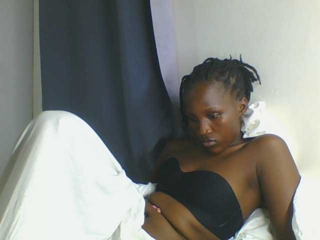 Smilingbeibylove live cam on BongaCams