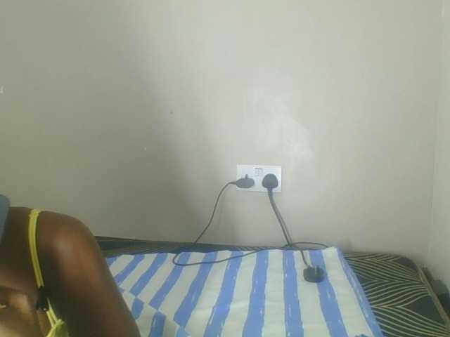 Smilingbeibylove live cam on BongaCams