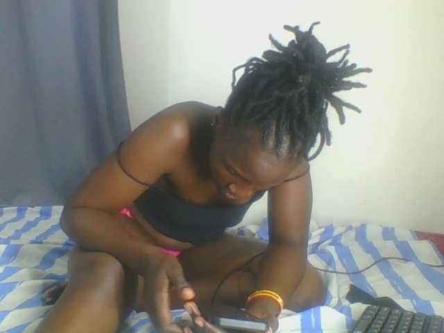 Smilingbeibylove live cam on BongaCams