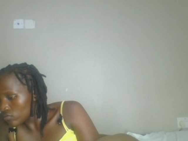 Smilingbeibylove live cam on BongaCams