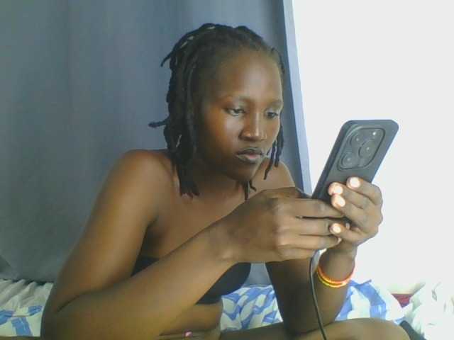 Smilingbeibylove live cam on BongaCams