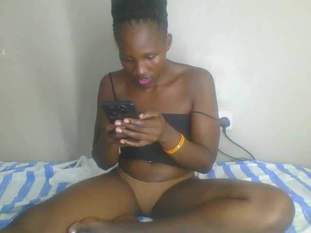 Smilingbeibylove live cam on BongaCams