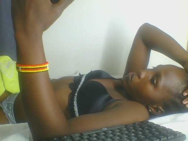 Smilingbeibylove live cam on BongaCams