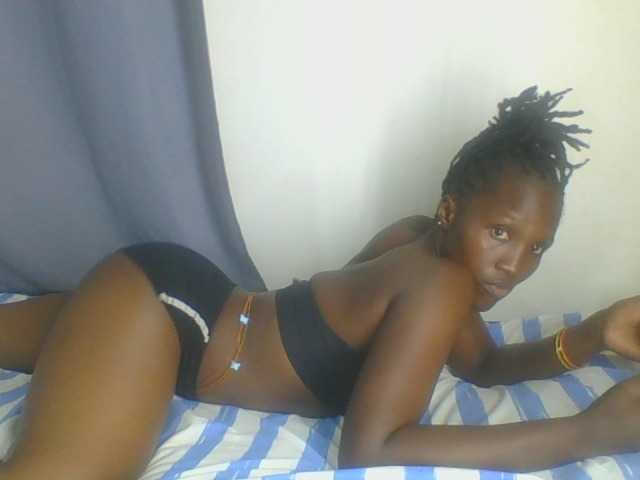 Smilingbeibylove live cam on BongaCams