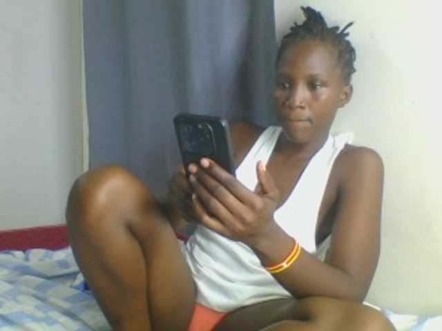 Smilingbeibylove live cam on BongaCams