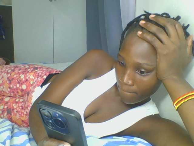 Smilingbeibylove live cam on BongaCams