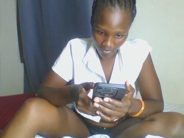 Smilingbeibylove live cam on BongaCams