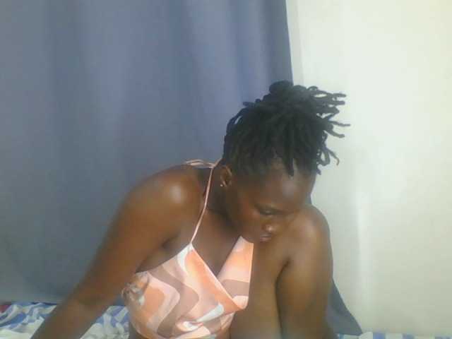 Smilingbeibylove live cam on BongaCams