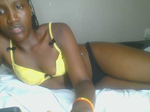 Smilingbeibylove live cam on BongaCams