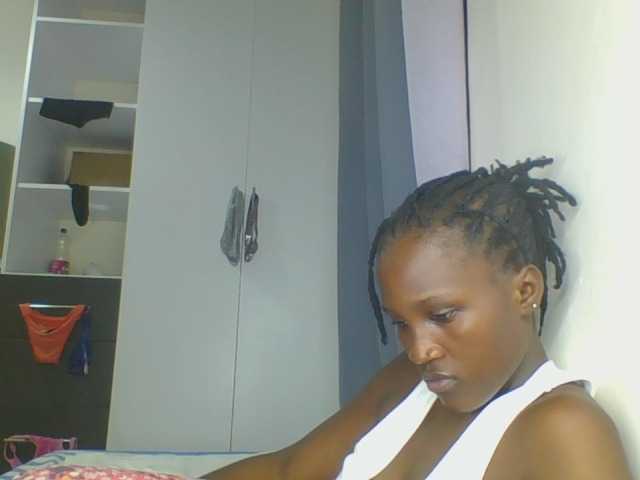 Smilingbeibylove live cam on BongaCams