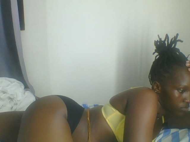 Smilingbeibylove live cam on BongaCams