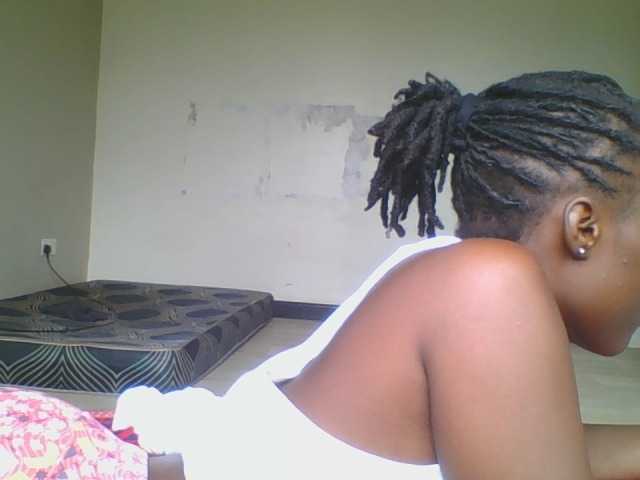Smilingbeibylove live cam on BongaCams