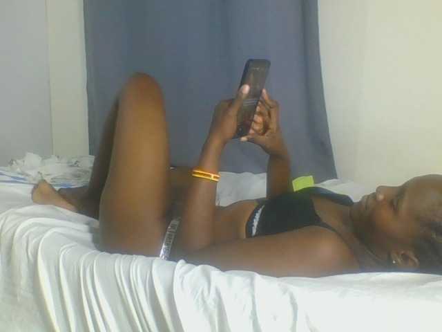 Smilingbeibylove live cam on BongaCams