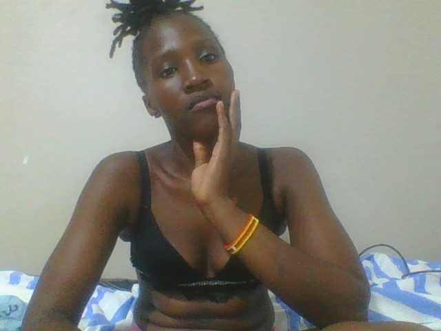 Smilingbeibylove live cam on BongaCams