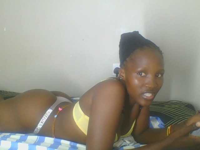 Smilingbeibylove live cam on BongaCams