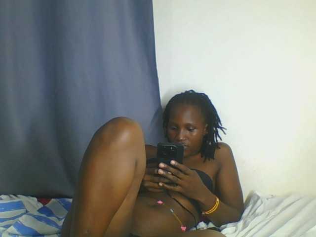 Smilingbeibylove live cam on BongaCams