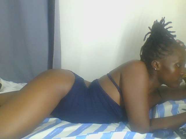 Smilingbeibylove live cam on BongaCams