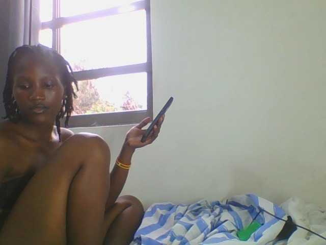 Smilingbeibylove live cam on BongaCams