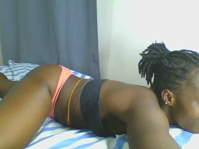 Smilingbeibylove live cam on BongaCams