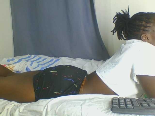 Smilingbeibylove live cam on BongaCams