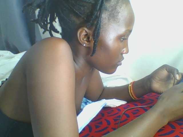 Smilingbeibylove live cam on BongaCams