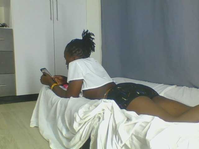 Smilingbeibylove live cam on BongaCams