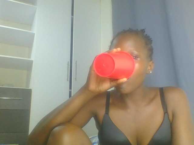 Smilingbeibylove live cam on BongaCams