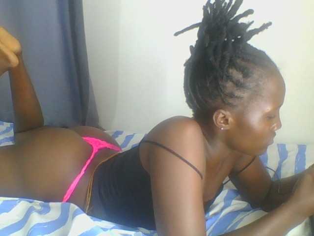 Smilingbeibylove live cam on BongaCams