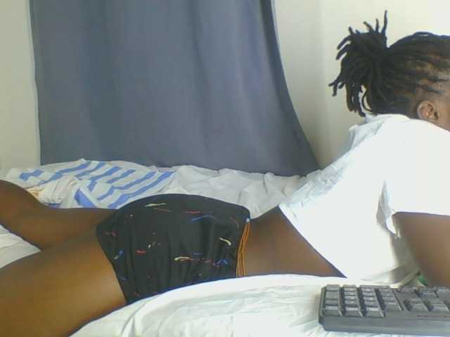 Smilingbeibylove live cam on BongaCams