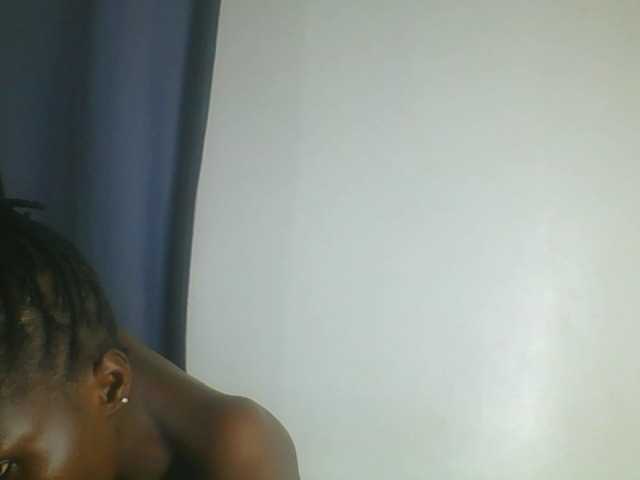 Smilingbeibylove live cam on BongaCams