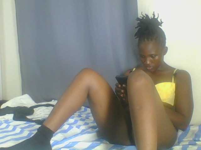 Smilingbeibylove live cam on BongaCams