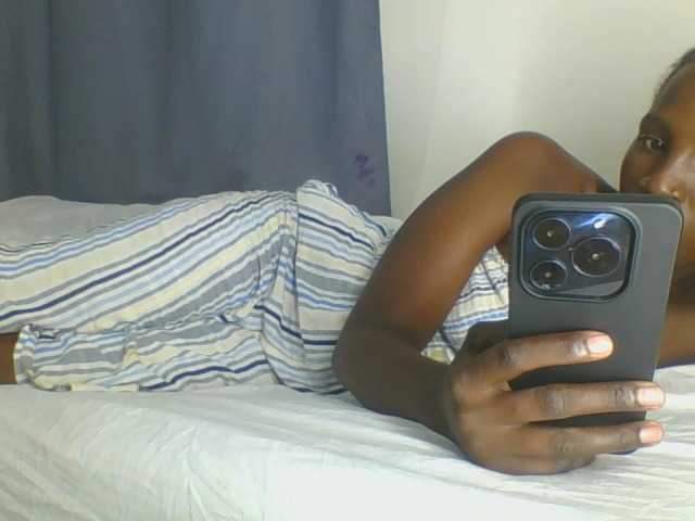 Smilingbeibylove live cam on BongaCams