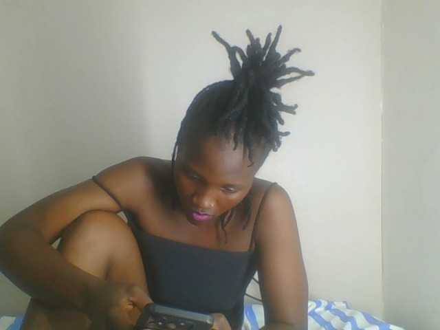 Smilingbeibylove live cam on BongaCams