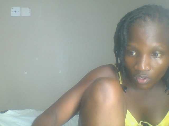 Smilingbeibylove live cam on BongaCams