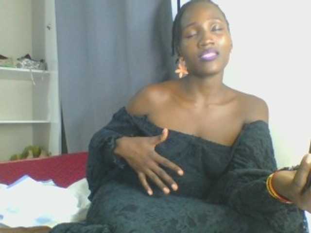 Smilingbeibylove live cam on BongaCams