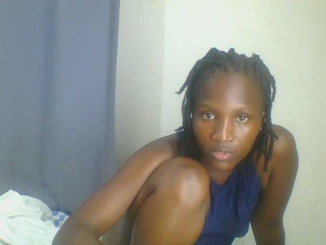 Smilingbeibylove live cam on BongaCams