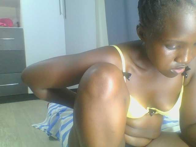 Smilingbeibylove live cam on BongaCams