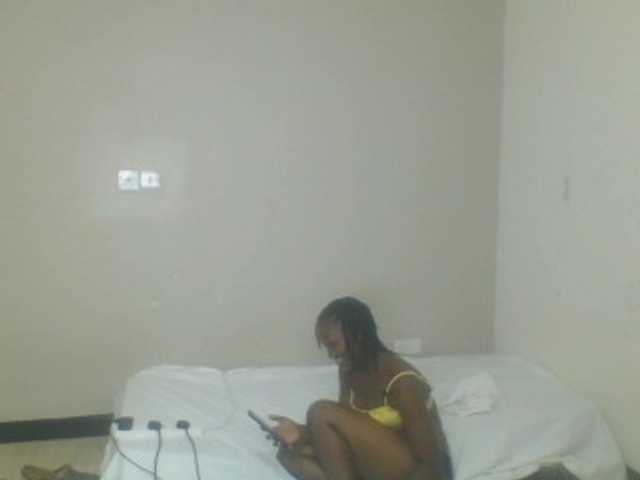 Smilingbeibylove live cam on BongaCams