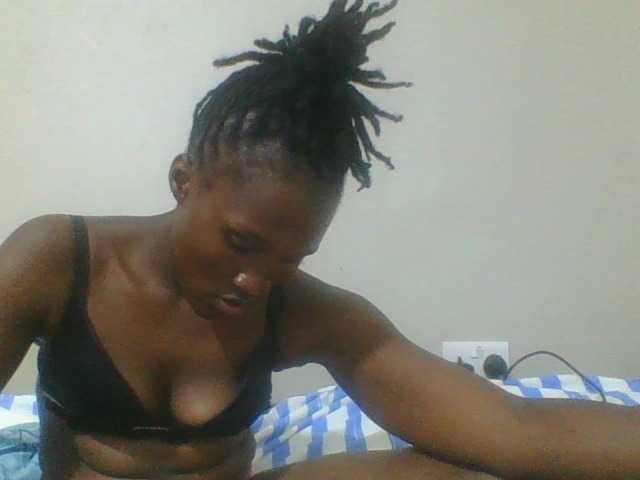 Smilingbeibylove live cam on BongaCams