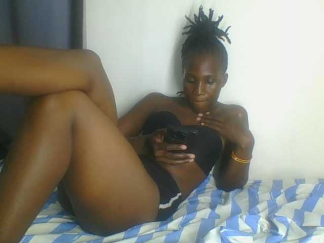 Smilingbeibylove live cam on BongaCams