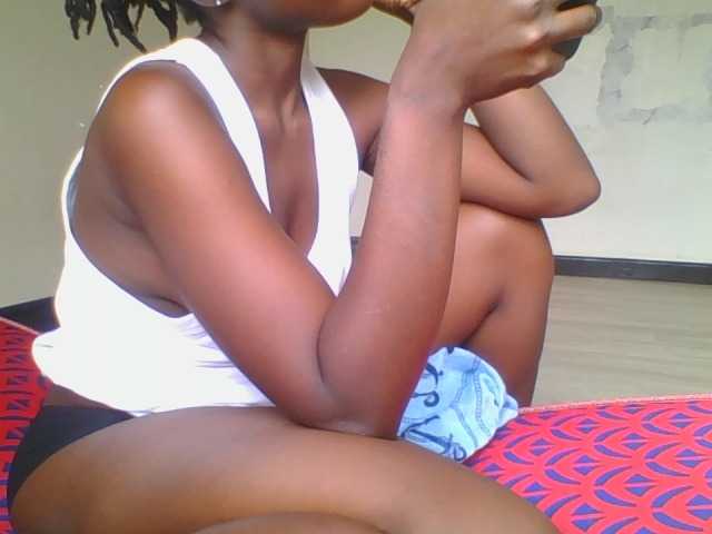 Smilingbeibylove live cam on BongaCams