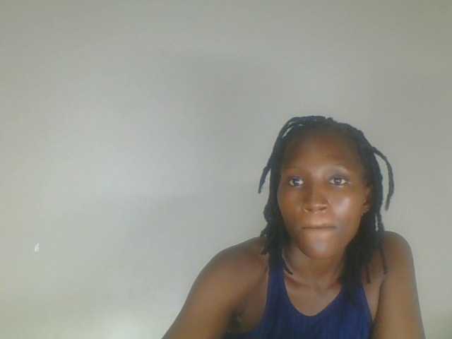 Smilingbeibylove live cam on BongaCams