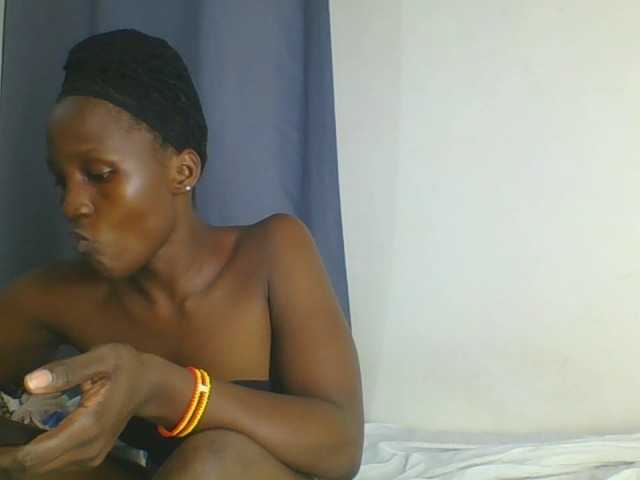 Smilingbeibylove live cam on BongaCams